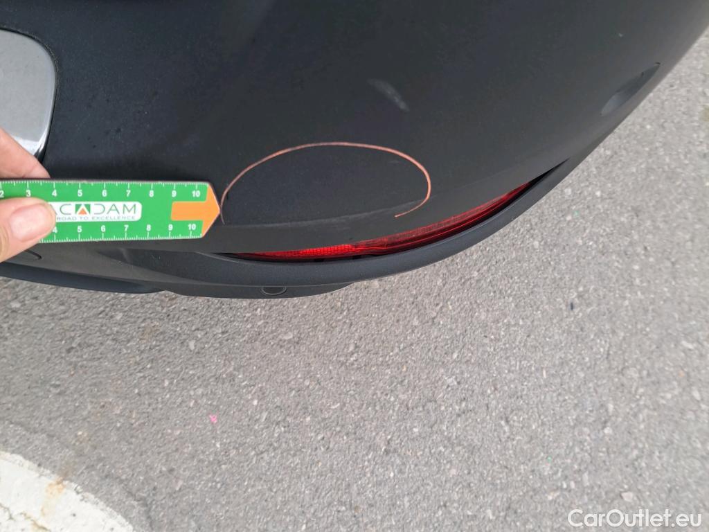  Peugeot  5008 PEUGEOT  / 2020 / 5P / todoterreno 1.5 BlueHDi 96kW (130CV) S&S Allure EAT8 #16