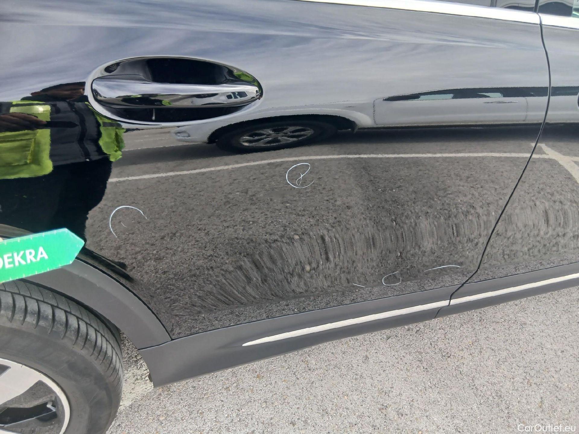  Mercedes  GLB MERCEDES-BENZ  / 2019 / 5P / todoterreno 2.0  200 D DCT 110KW (150CV) #36