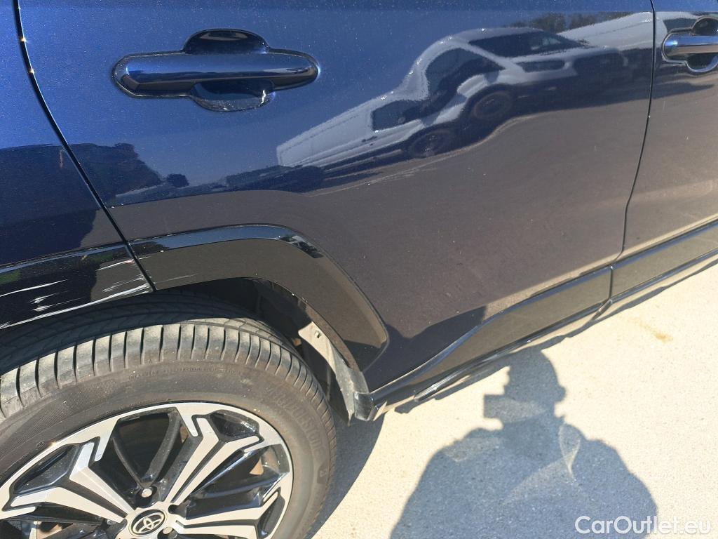  Toyota  RAV4 TOYOTA  / 2018 / 5P / todoterreno 2.5l PLUG-IN 300PH (e-CVT) Style Plus #19