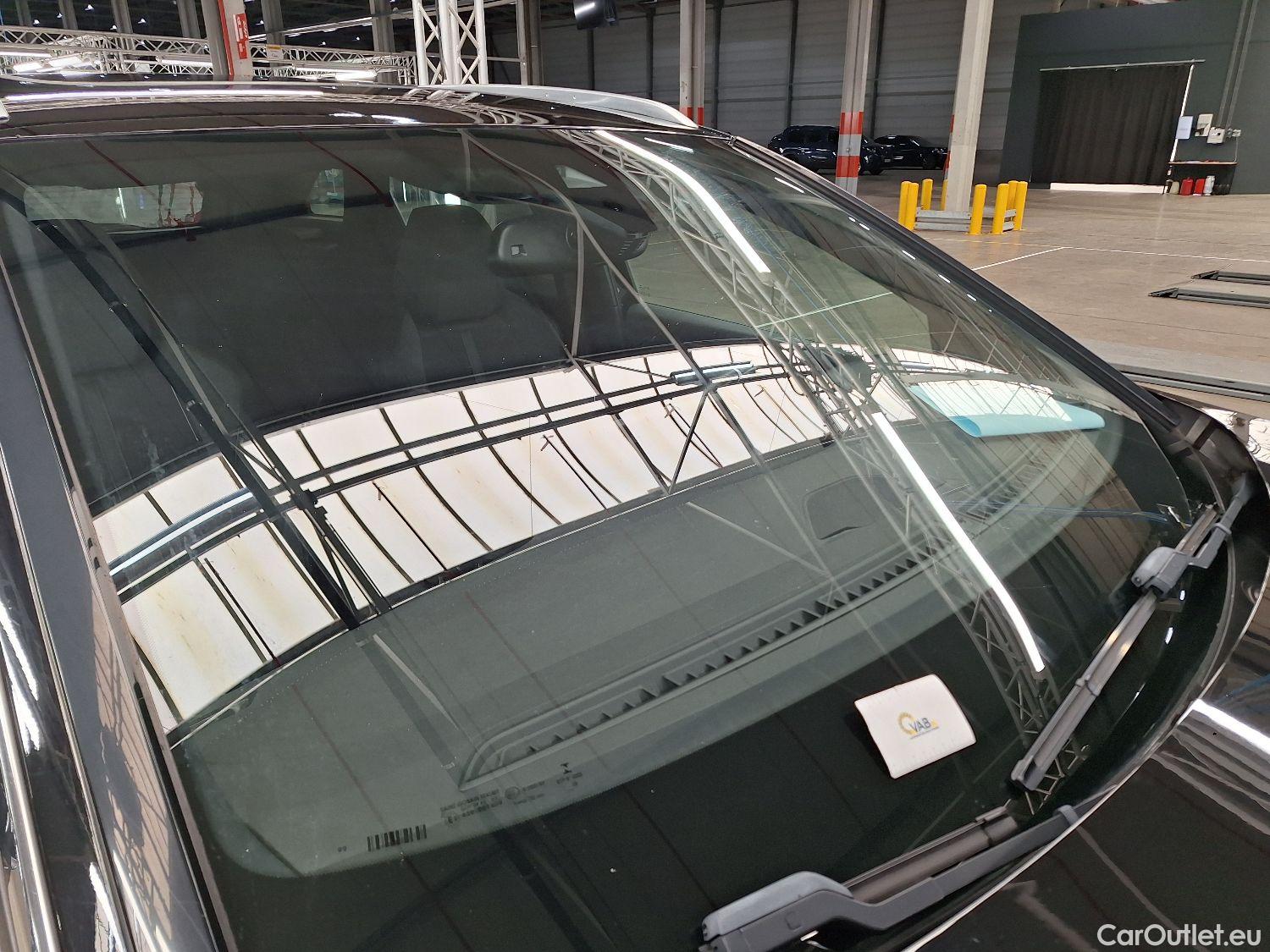  Peugeot  3008 Peugeot,  '16, Peugeot  1.5 BlueHDi 96kW S&S EAT8 GT Line 5d #39