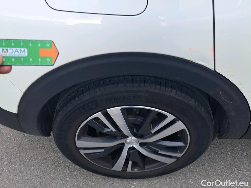  Peugeot  5008 PEUGEOT  / 2020 / 5P / todoterreno 1.5 BlueHDi 96kW (130CV) S&S Allure EAT8 #25