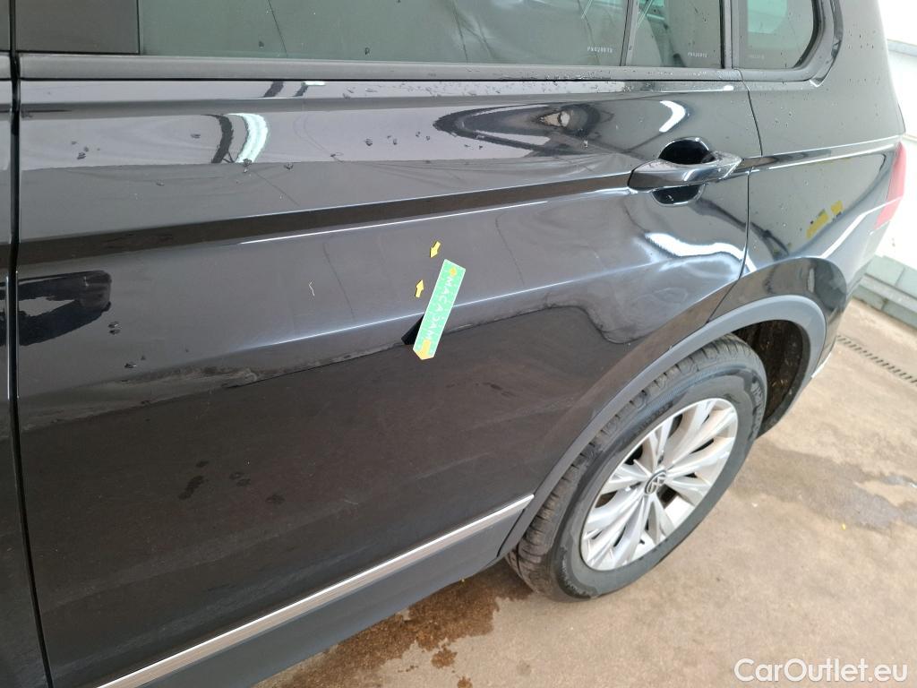  Volkswagen  Tiguan VOLKSWAGEN  / 2020 / 5P / SUV 2.0 TDI 150 DSG7 LIFE PLUS #10