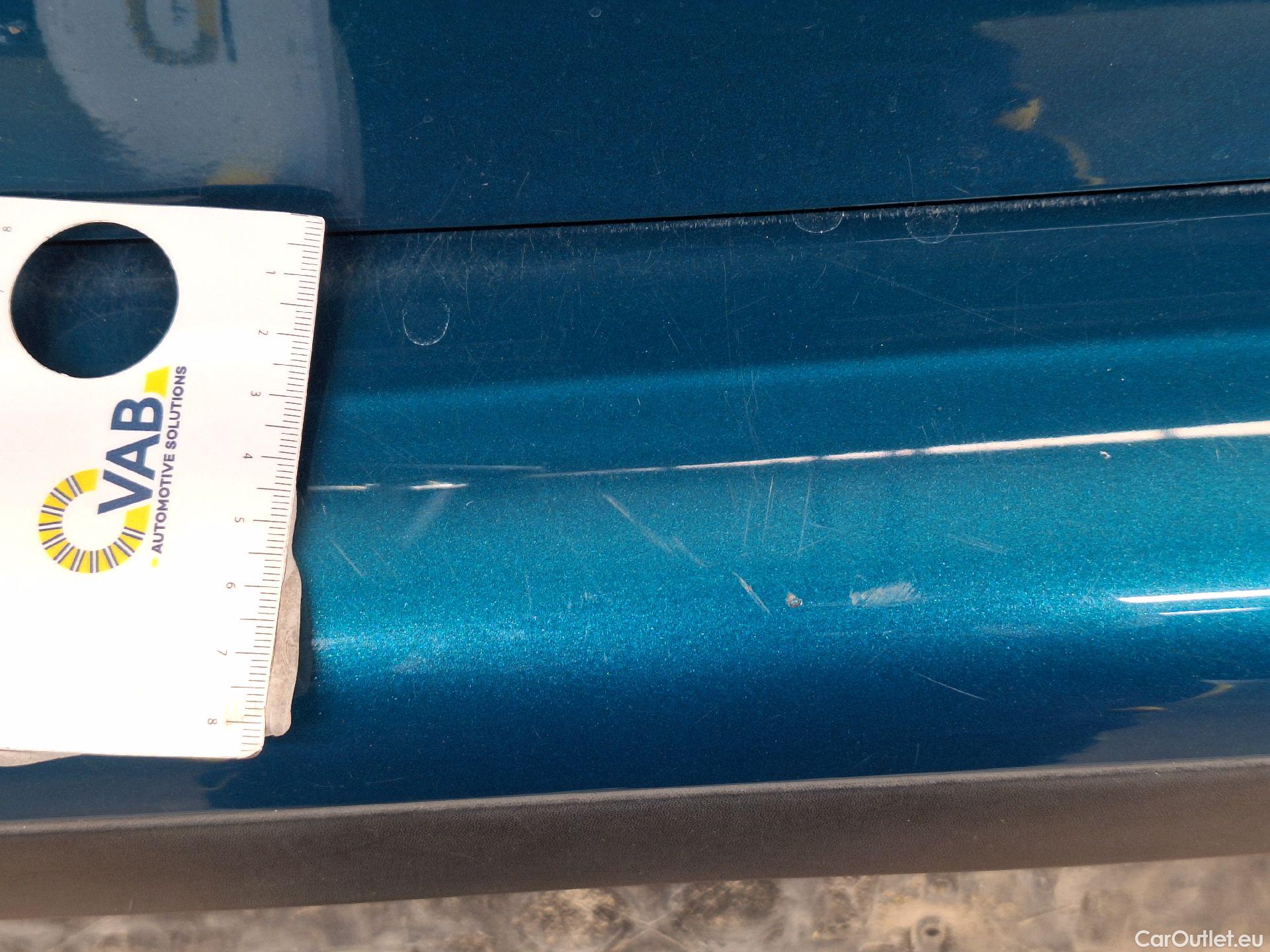  Citroen  DS3 DS,  CB '19, DS 3 Crossback PureTech 100 Manual Chic 5d #8