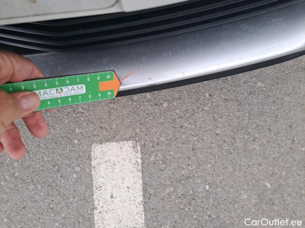  Peugeot  5008 PEUGEOT  / 2020 / 5P / todoterreno 1.5 BlueHDi 96kW (130CV) S&S Allure EAT8 #22