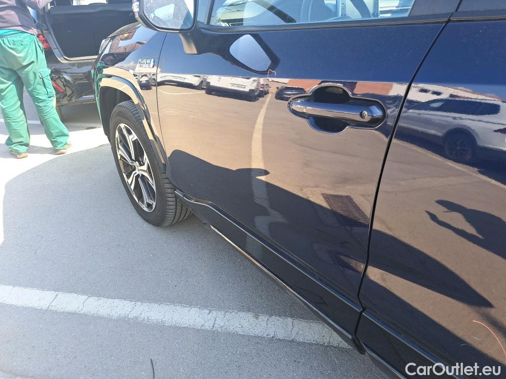  Toyota  RAV4 TOYOTA  / 2018 / 5P / todoterreno 2.5l PLUG-IN 300PH (e-CVT) Style Plus #29