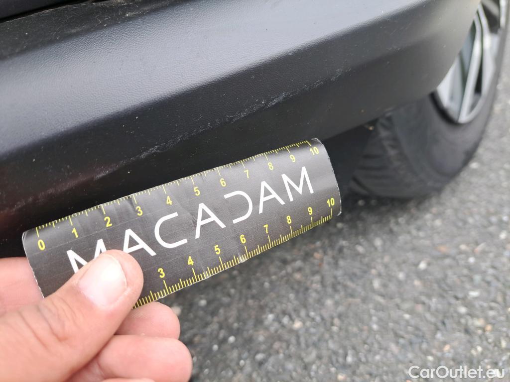  Land Rover  Discovery NISSAN Juke / 2019 / 5P / Crossover DIG-T 114 BVM6 Business Edition #12