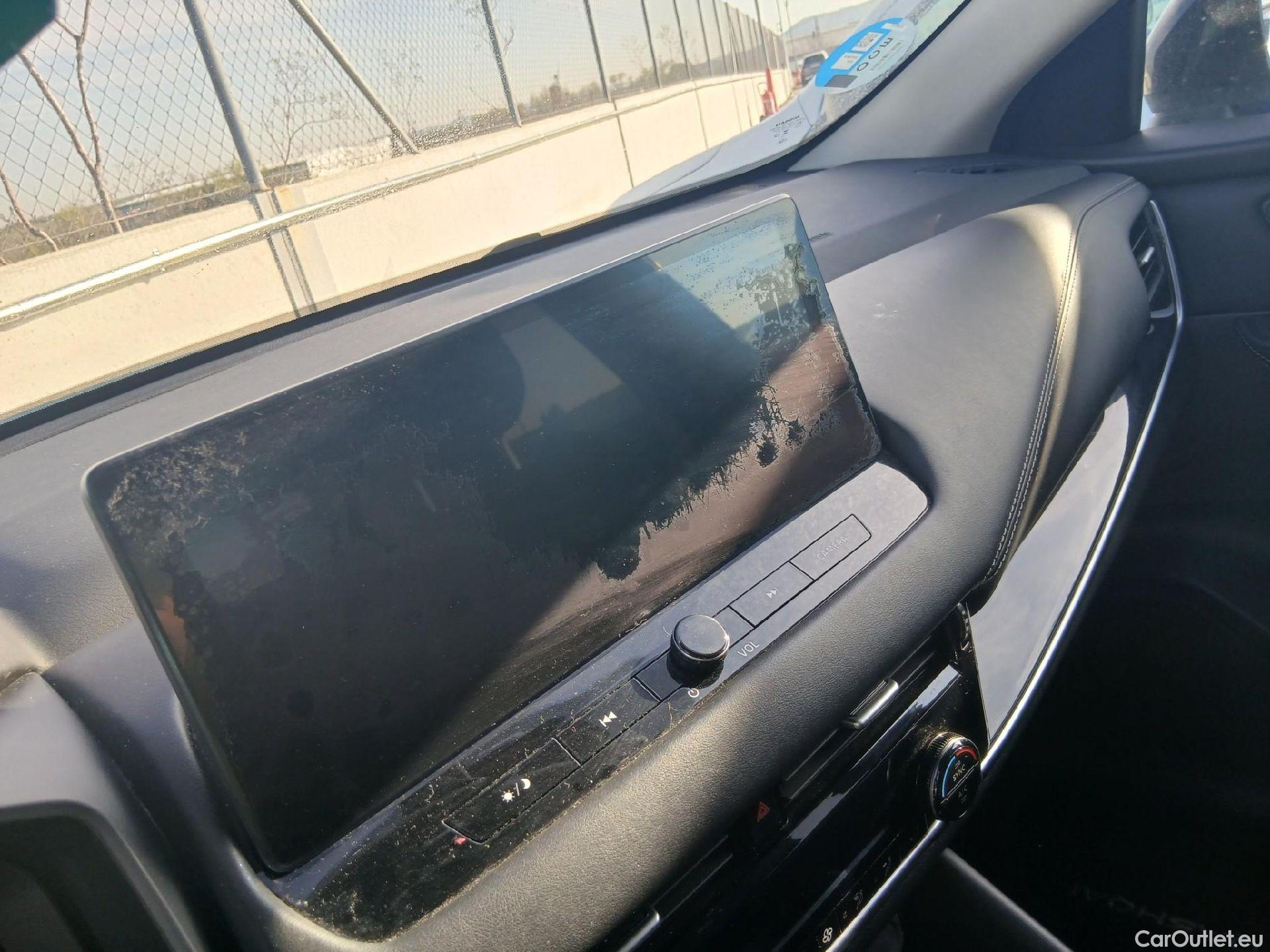  Nissan  Qashqai NISSAN  / 2021 / 5P / todoterreno DIG-T 116kW Xtronic N-Connecta #8