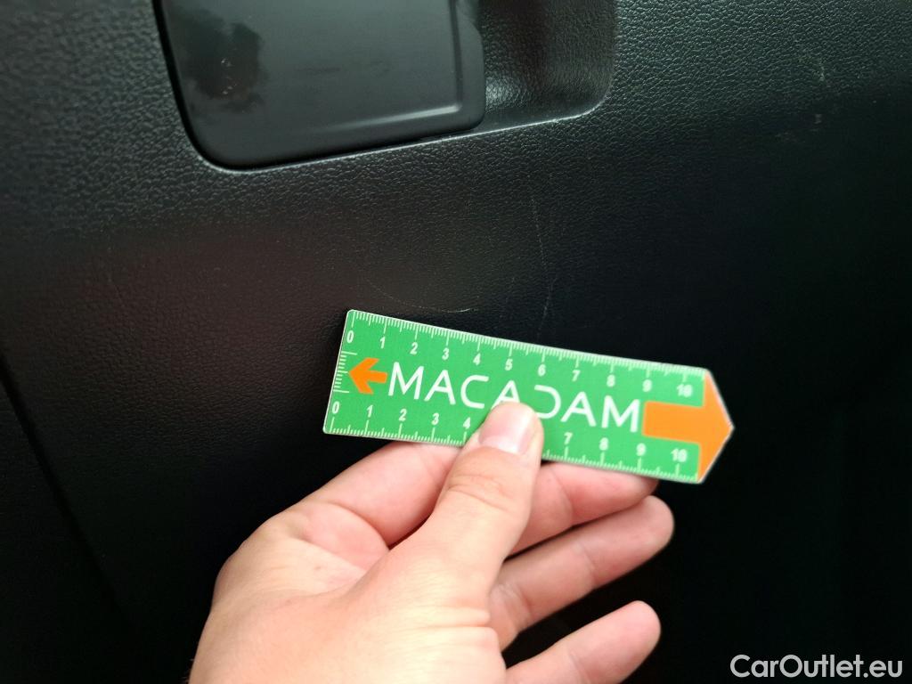  Volkswagen  Tiguan VOLKSWAGEN  / 2020 / 5P / SUV 2.0 TDI 150 DSG7 LIFE PLUS #5