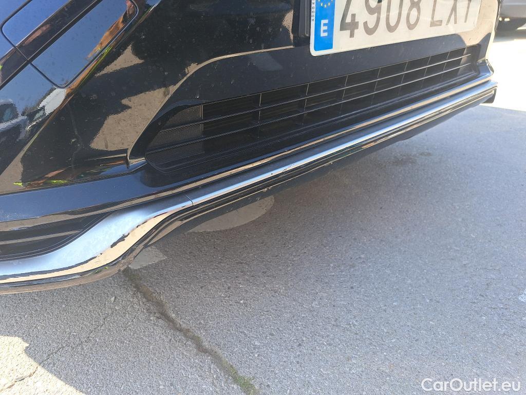  Toyota  RAV4 TOYOTA  / 2018 / 5P / todoterreno 2.5l PLUG-IN 300PH (e-CVT) Style Plus #25