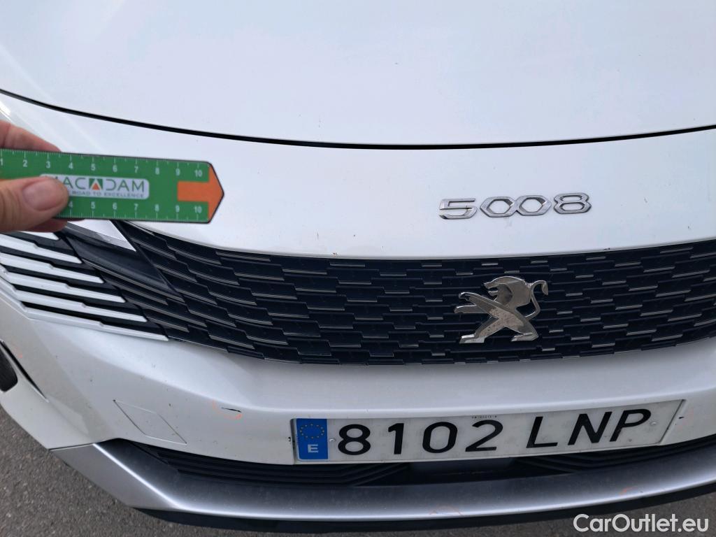  Peugeot  5008 PEUGEOT  / 2020 / 5P / todoterreno 1.5 BlueHDi 96kW (130CV) S&S Allure EAT8 #29