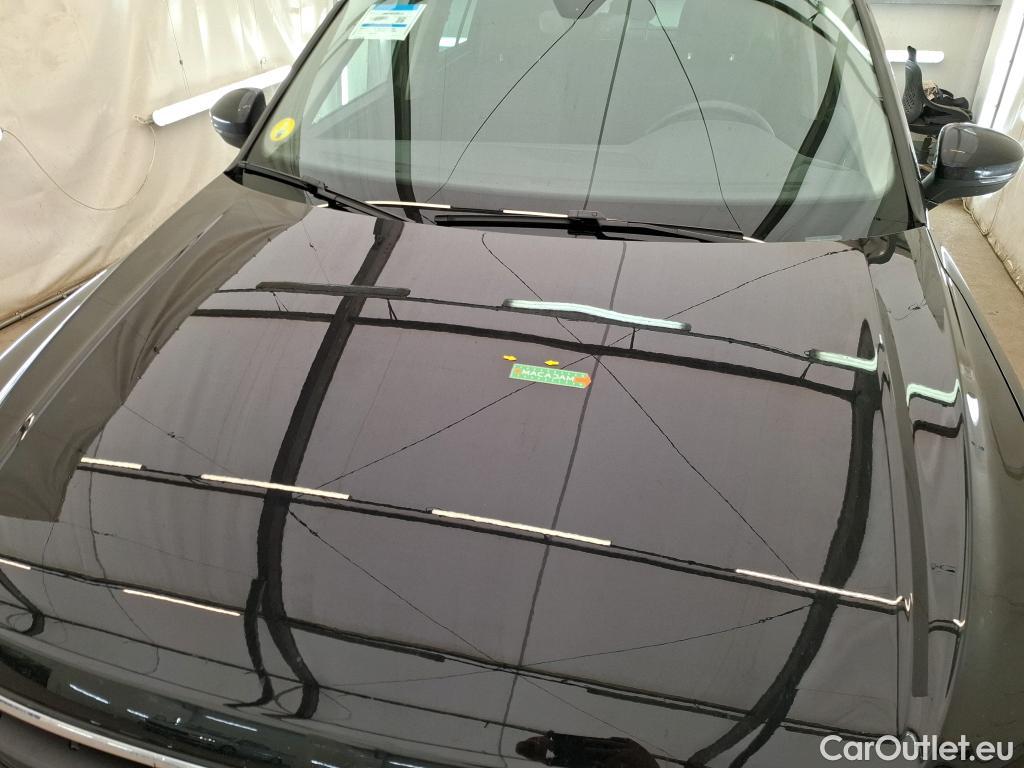  Volkswagen  Tiguan VOLKSWAGEN  / 2020 / 5P / SUV 2.0 TDI 150 DSG7 LIFE PLUS #12