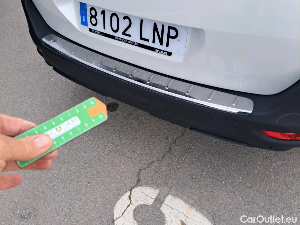  Peugeot  5008 PEUGEOT  / 2020 / 5P / todoterreno 1.5 BlueHDi 96kW (130CV) S&S Allure EAT8 #15