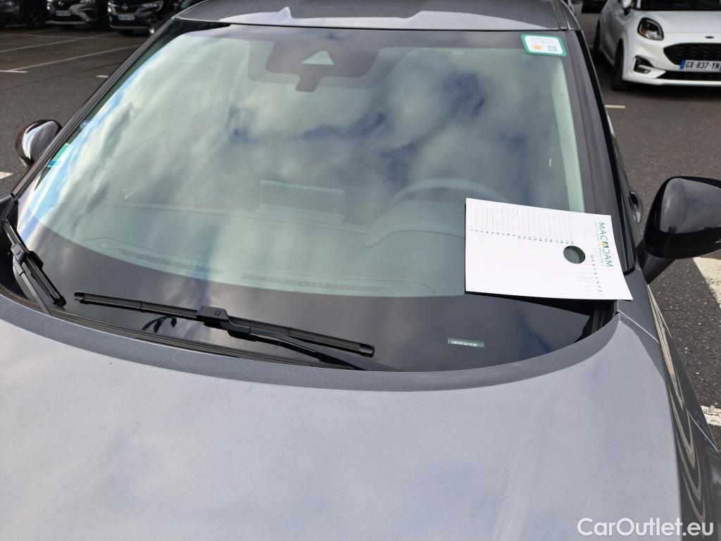  Land Rover  Discovery NISSAN Juke / 2019 / 5P / Crossover DIG-T 114 BVM6 Business Edition #1