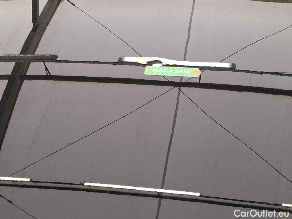  Volkswagen  Tiguan VOLKSWAGEN  / 2020 / 5P / SUV 2.0 TDI 150 DSG7 LIFE PLUS #13