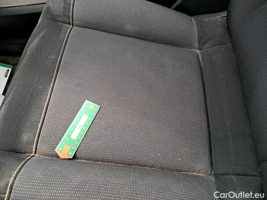  Citroen  C3  Société Feel 1.5 BlueHDI 100CV BVM6 E6d #3