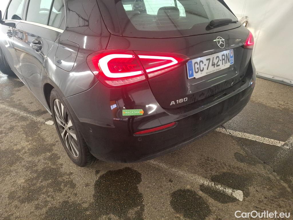  Mercedes  A-Klasse MERCEDES-BENZ Classe A Compact / 2018 / 5P / Berline A 180 Business Line 7G-DCT #16