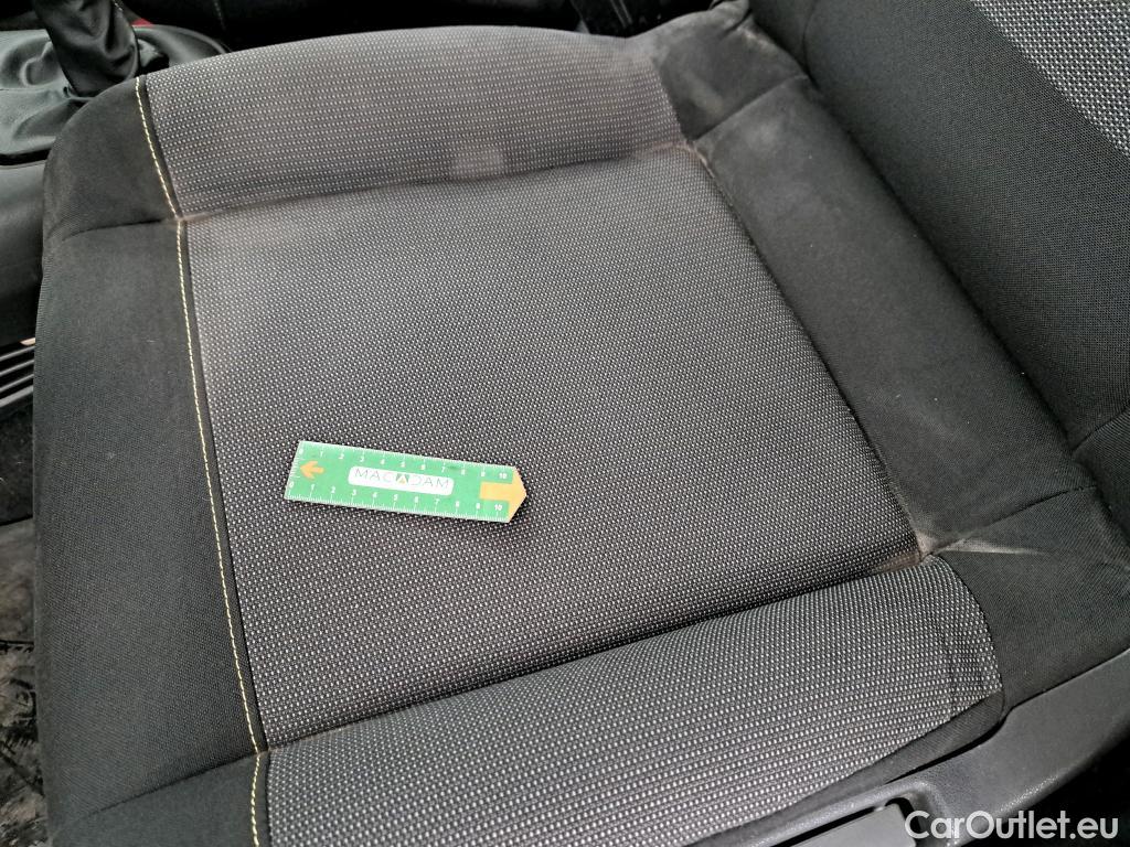  Citroen  C3  Société Feel 1.5 BlueHDI 100CV BVM6 E6d #4