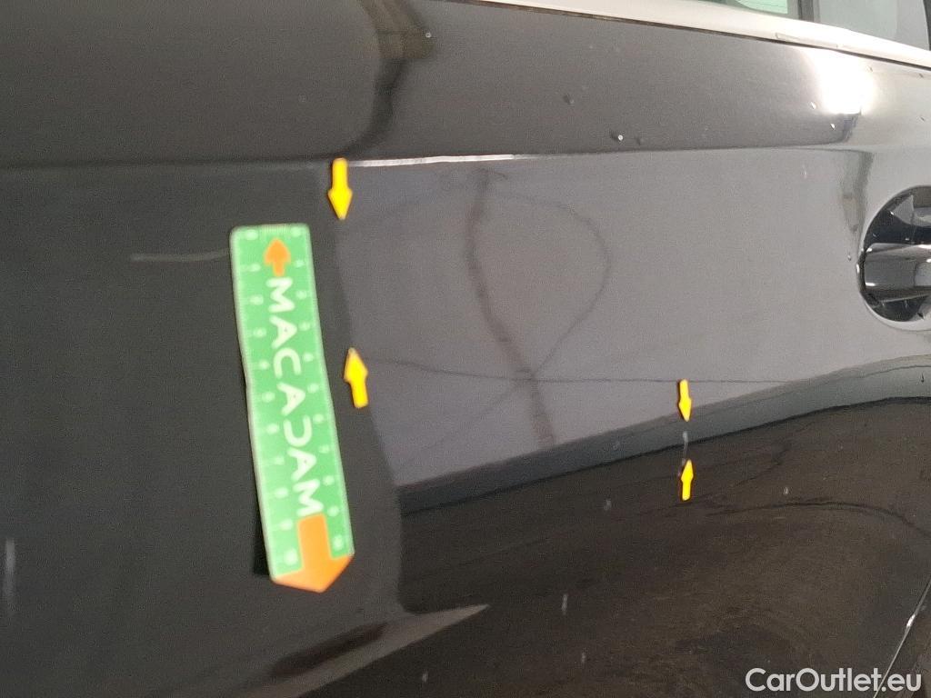  Mercedes  A-Klasse MERCEDES-BENZ Classe A Compact / 2018 / 5P / Berline A 180 Business Line 7G-DCT #35