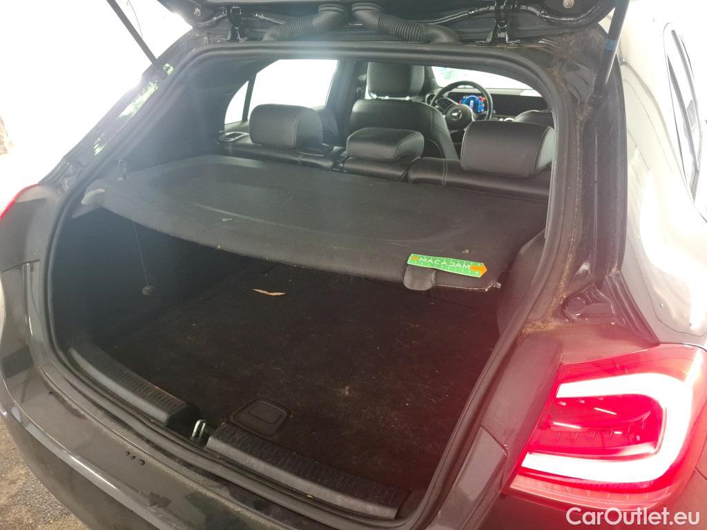  Mercedes  A-Klasse MERCEDES-BENZ Classe A Compact / 2018 / 5P / Berline A 180 Business Line 7G-DCT #48