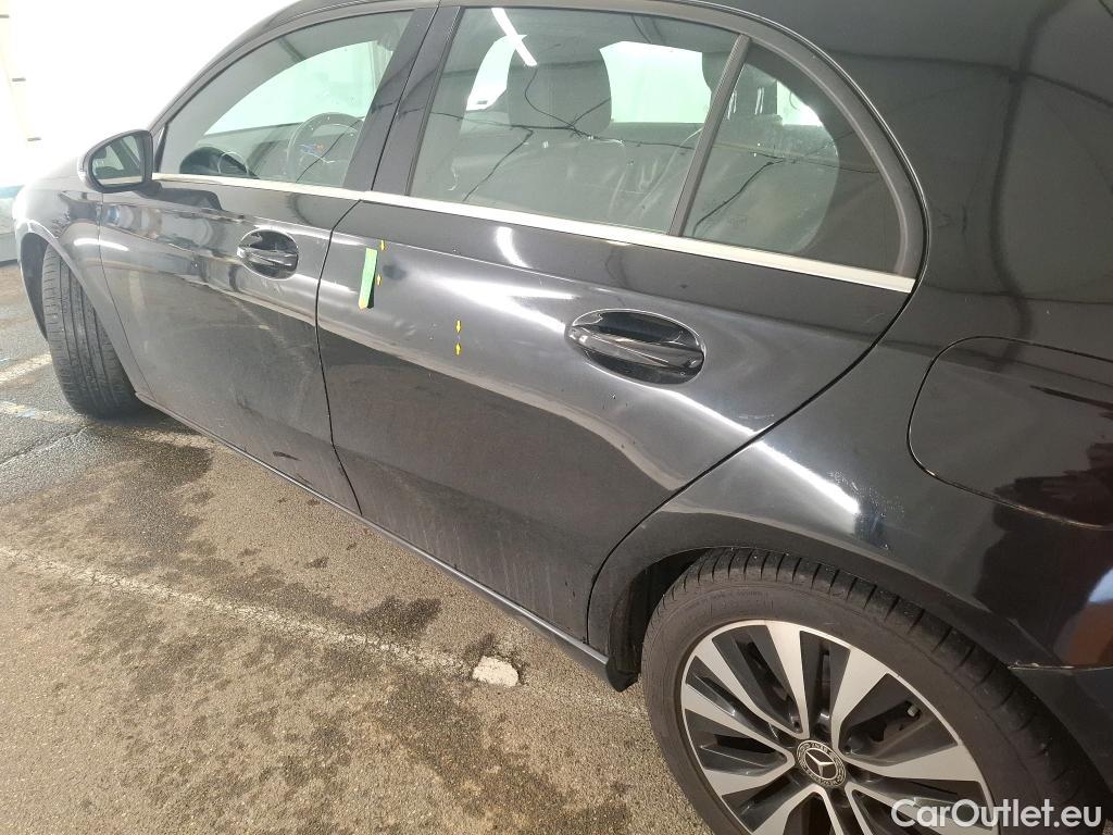 Mercedes  A-Klasse MERCEDES-BENZ Classe A Compact / 2018 / 5P / Berline A 180 Business Line 7G-DCT #33
