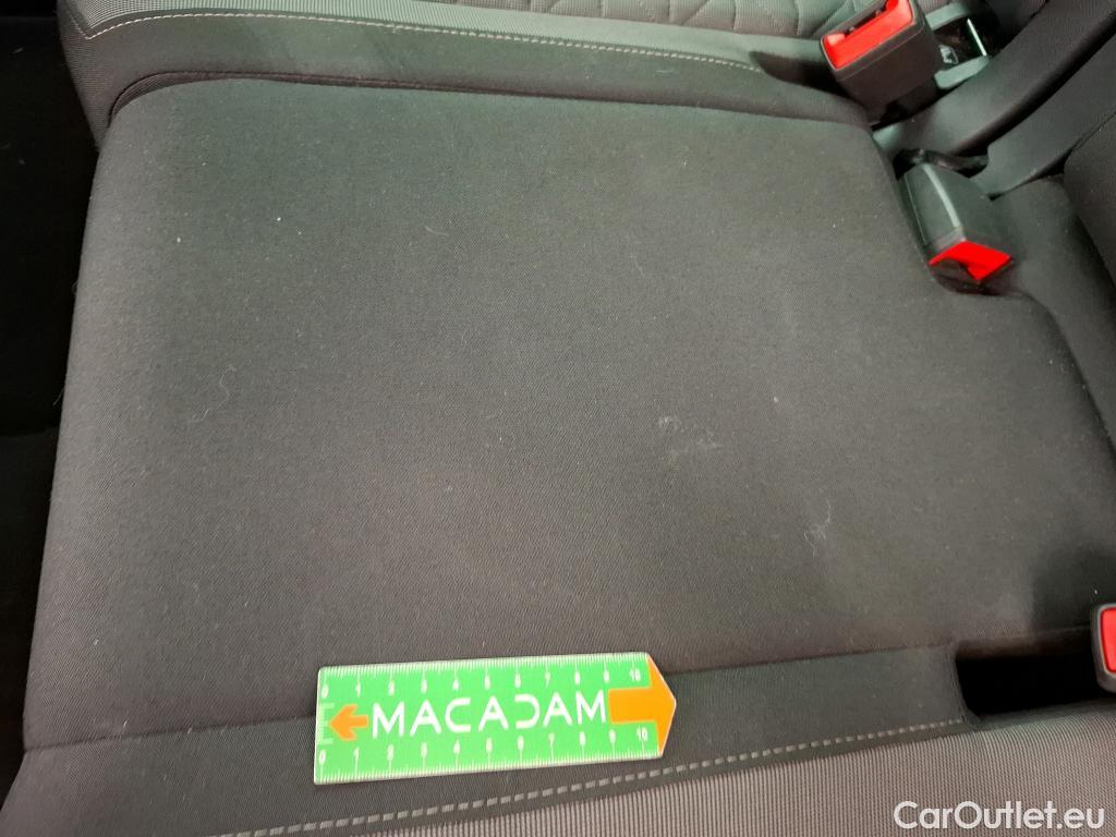  Volkswagen  Tiguan VOLKSWAGEN  / 2020 / 5P / SUV 2.0 TDI 150 DSG7 LIFE PLUS #15