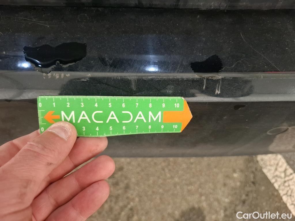  Mercedes  A-Klasse MERCEDES-BENZ Classe A Compact / 2018 / 5P / Berline A 180 Business Line 7G-DCT #20