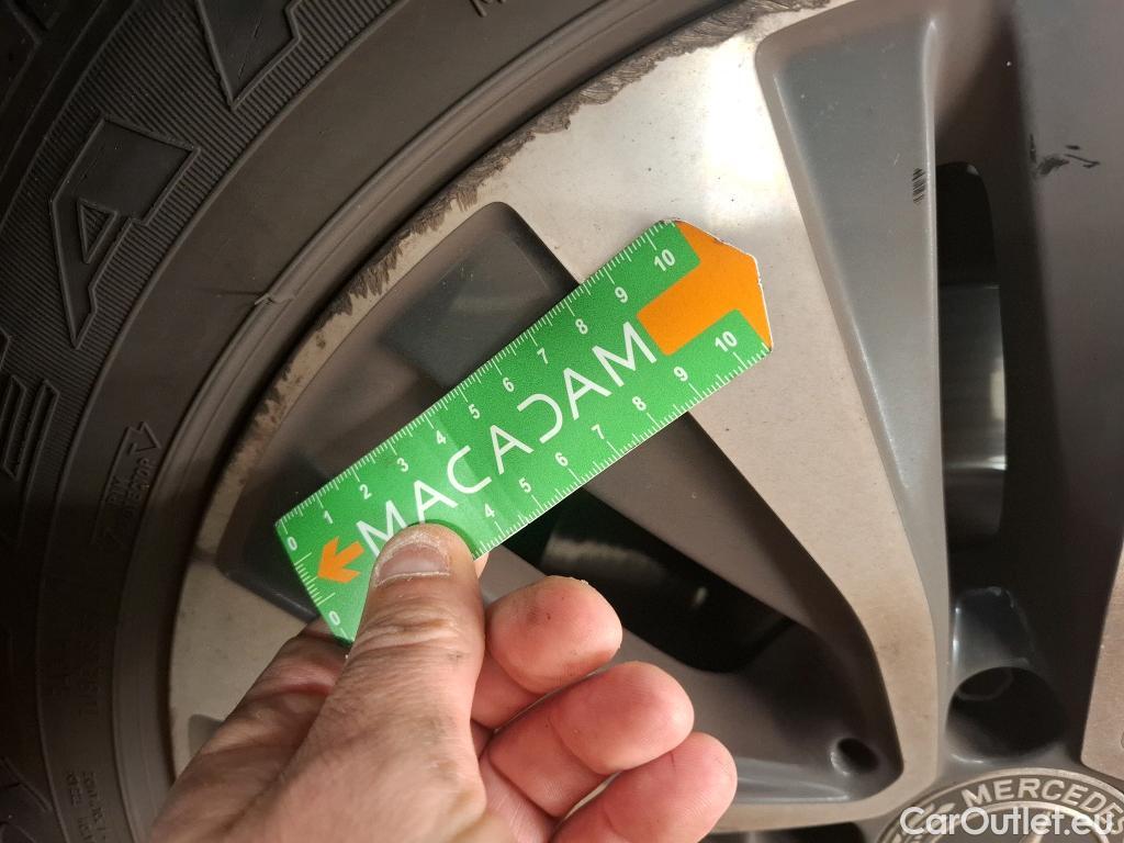  Mercedes  A-Klasse MERCEDES-BENZ Classe A Compact / 2018 / 5P / Berline A 180 Business Line 7G-DCT #25