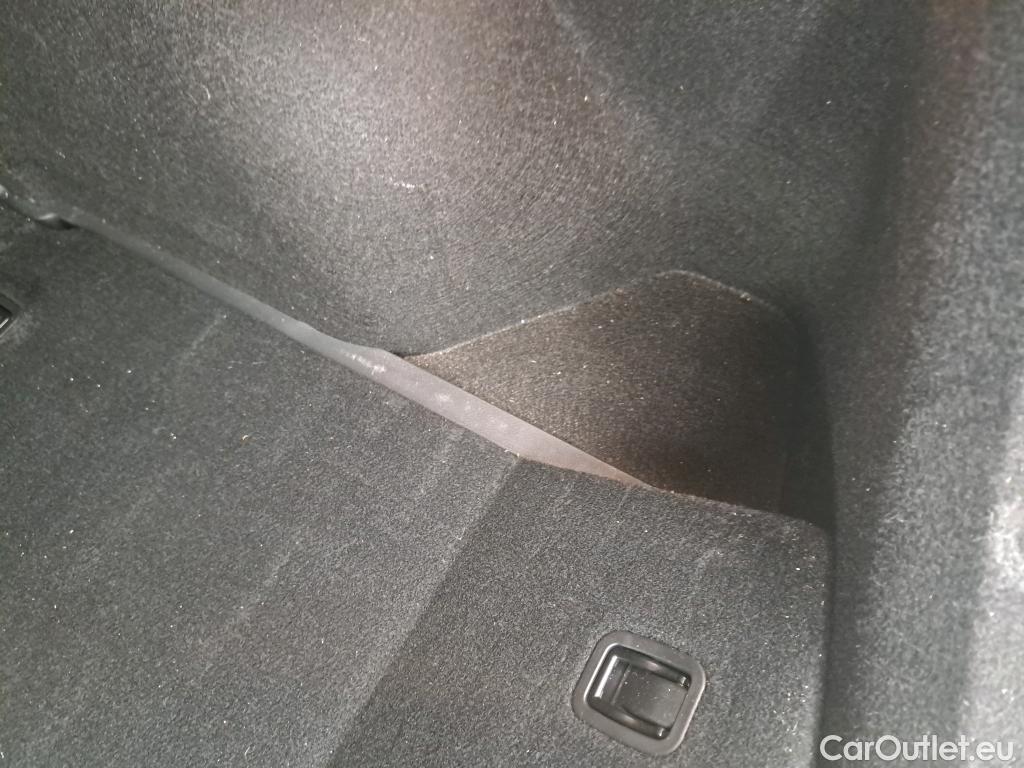  Hyundai  i30 HYUNDAI  / 2020 / 5P / Berline 1.0 T-GDI 120 DCT-7 MHEV CREATIVE #5