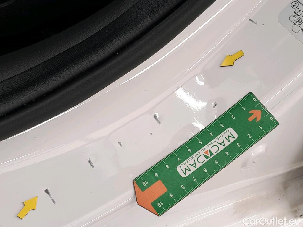  Hyundai  i30 HYUNDAI  / 2020 / 5P / Berline 1.0 T-GDI 120 DCT-7 MHEV CREATIVE #2