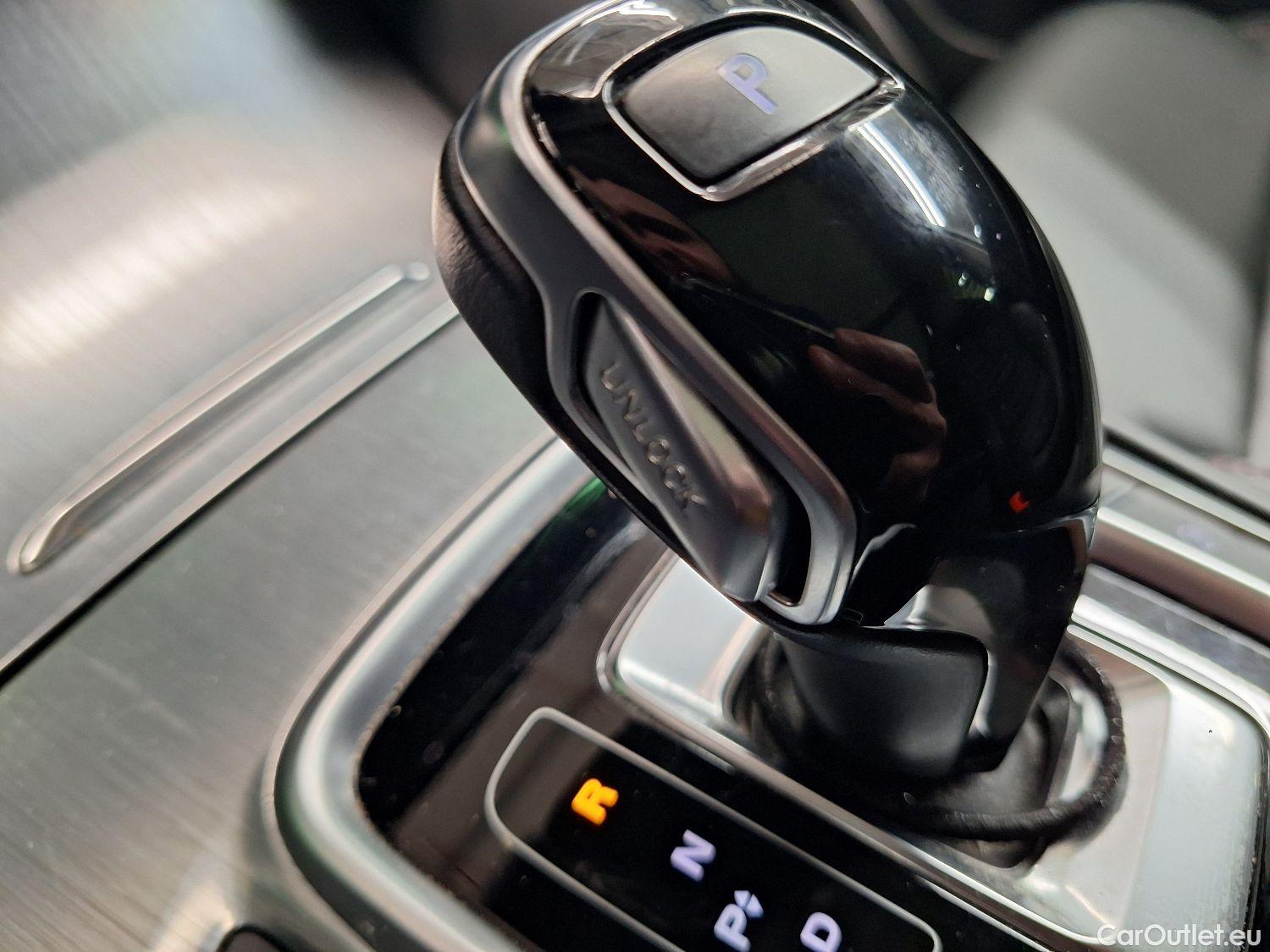  MG  EHS MG,  '20 PHEV, MG  1.5T Luxury 5d #2