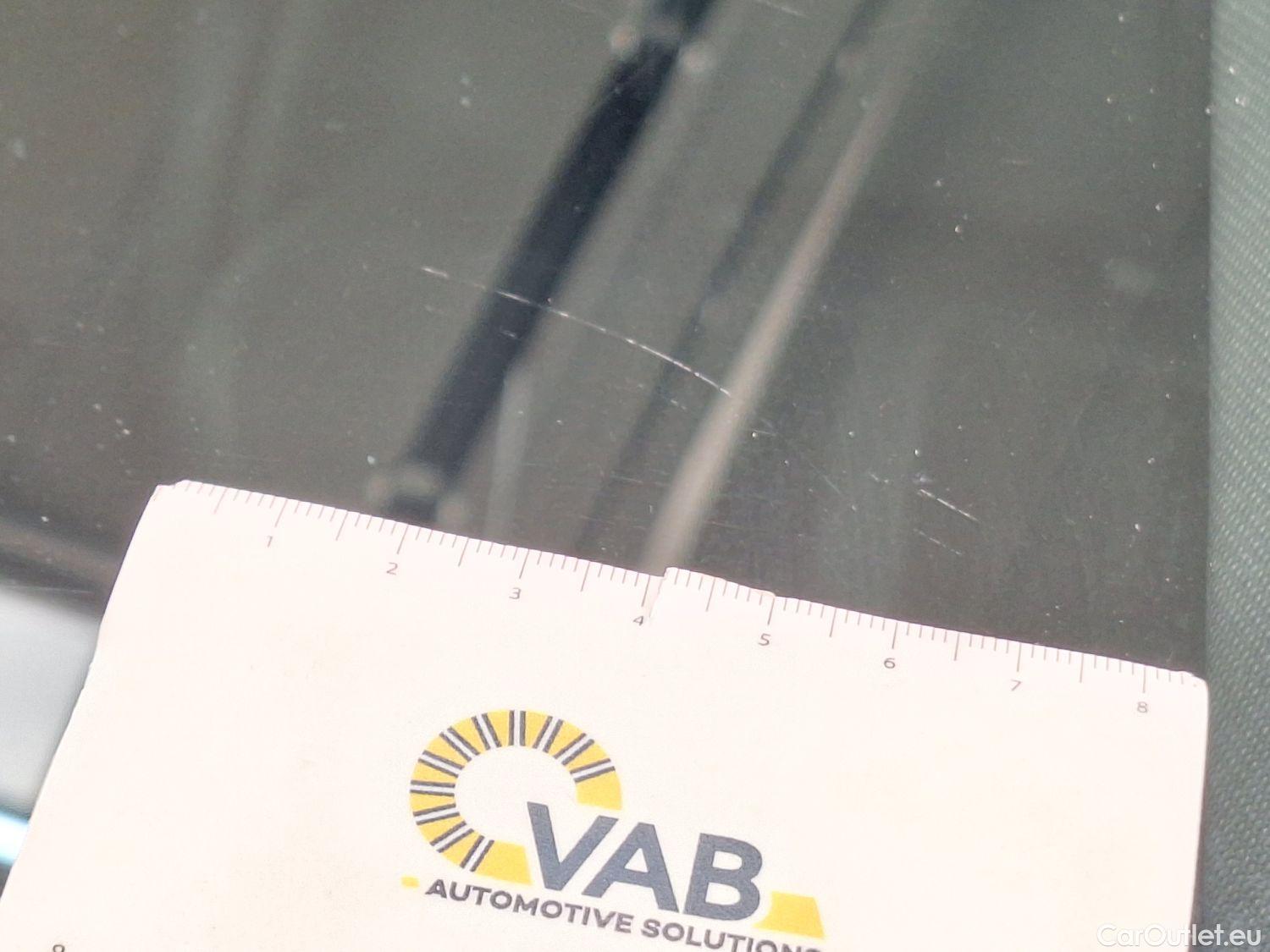  Peugeot  5008 Peugeot,  FL'20, Peugeot  1.5 BlueHDi 96kW S&S EAT8 GT 5d #46