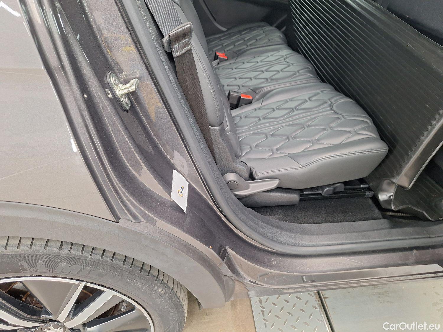  Peugeot  5008 Peugeot,  FL'20, Peugeot  1.5 BlueHDi 96kW S&S EAT8 GT Pack 5d #31