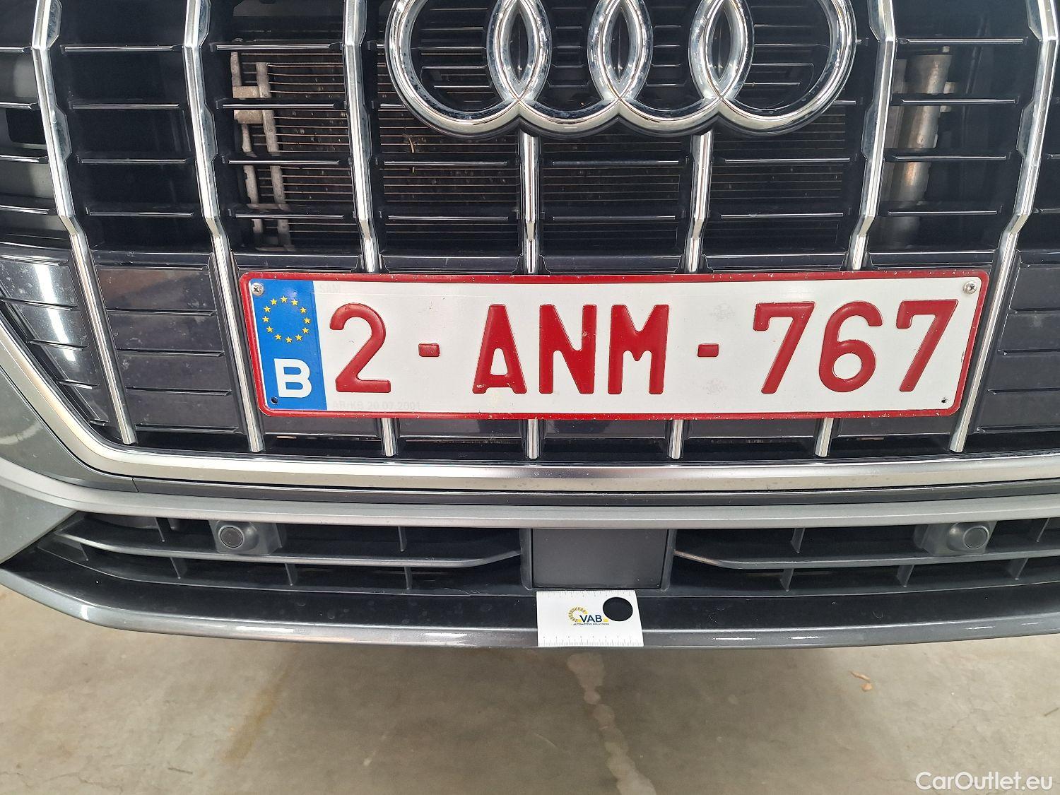  Audi  Q3 Audi,  '18 PHEV, Audi  45 TFSI e S tronic S Line 5d #5