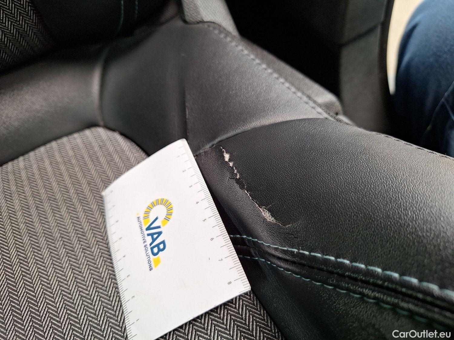  Peugeot  3008 Peugeot,  FL'20, Peugeot  1.5 BlueHDi 96kW S&S EAT8 Allure Pack #17