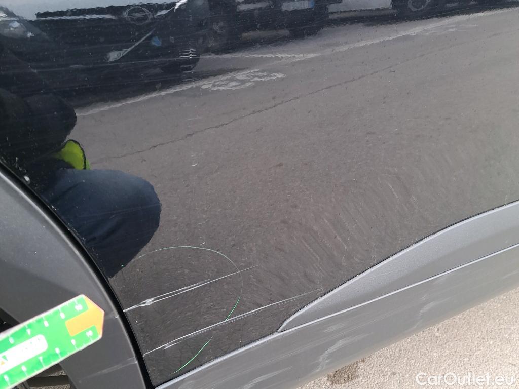  Peugeot  2008 PEUGEOT  / 2019 / 5P / todoterreno Active BlueHDI 81kW (110CV) #7