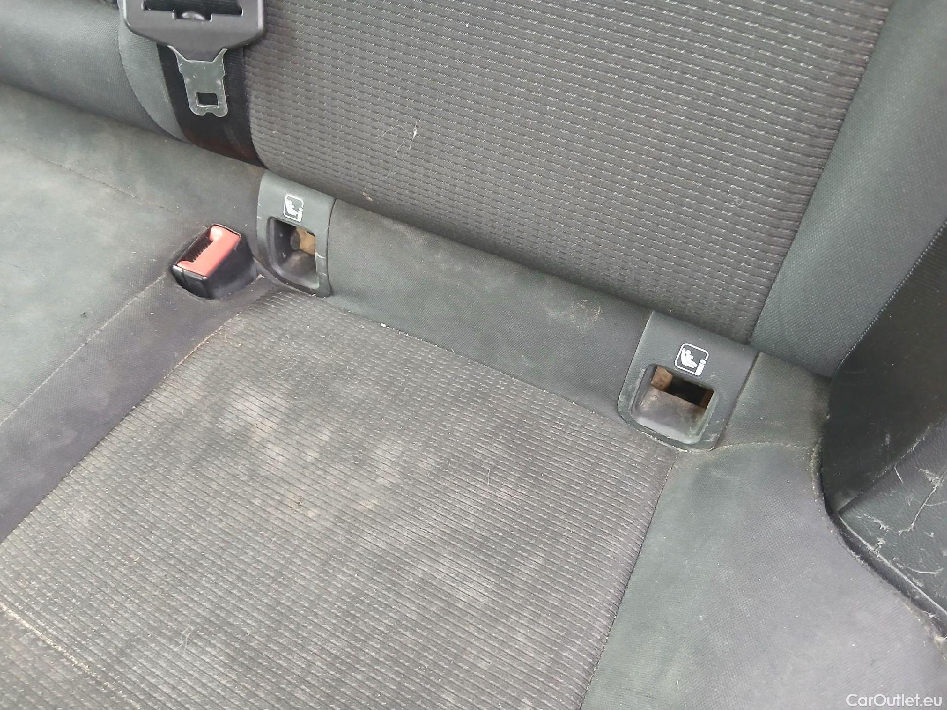  Nissan  Qashqai NISSAN  / 2021 / 5P / todoterreno DIG-T 103kW (140CV) mHEV 4x2 Acenta #63