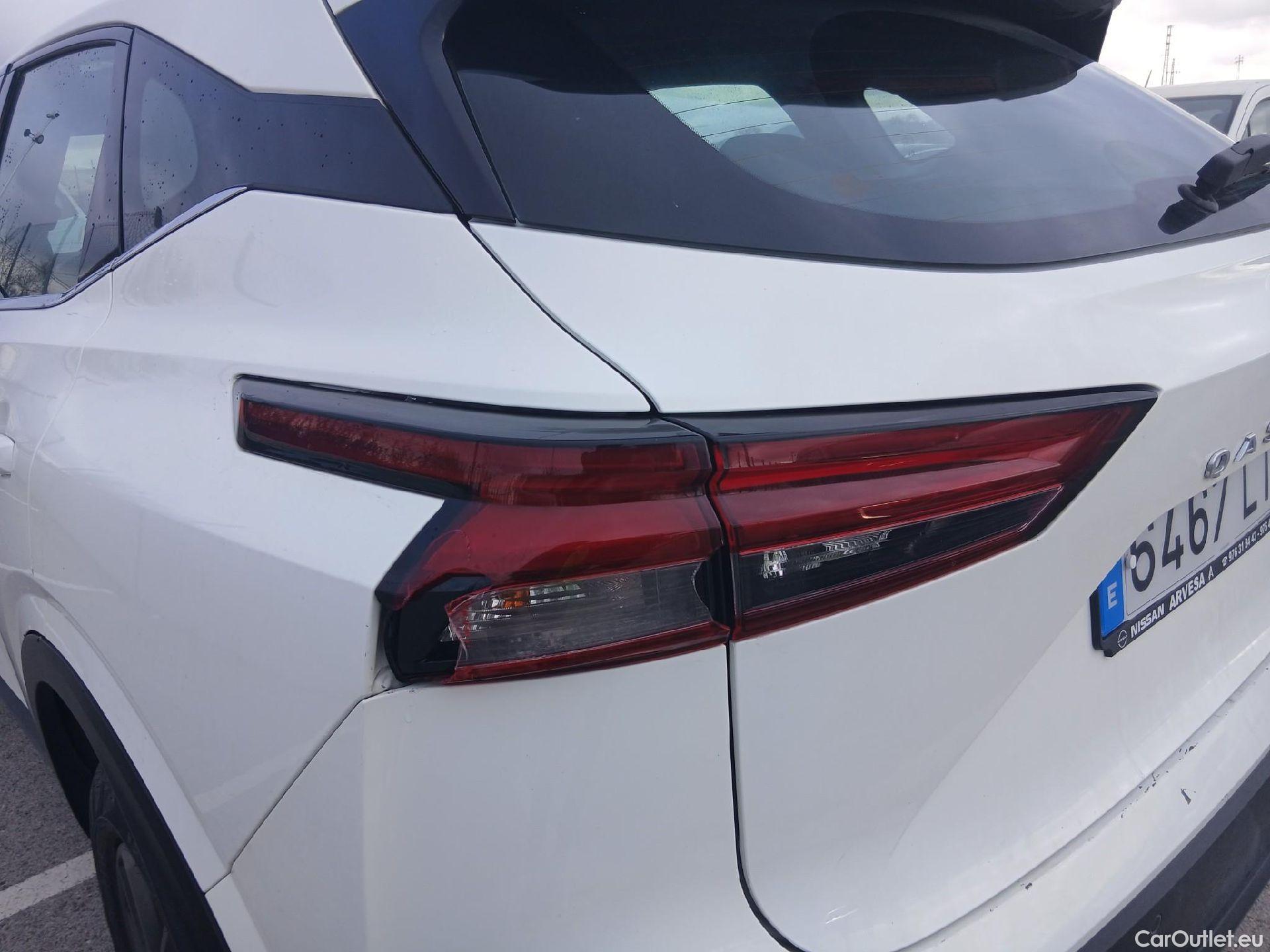  Nissan  Qashqai NISSAN  / 2021 / 5P / todoterreno DIG-T 103kW (140CV) mHEV 4x2 Acenta #19