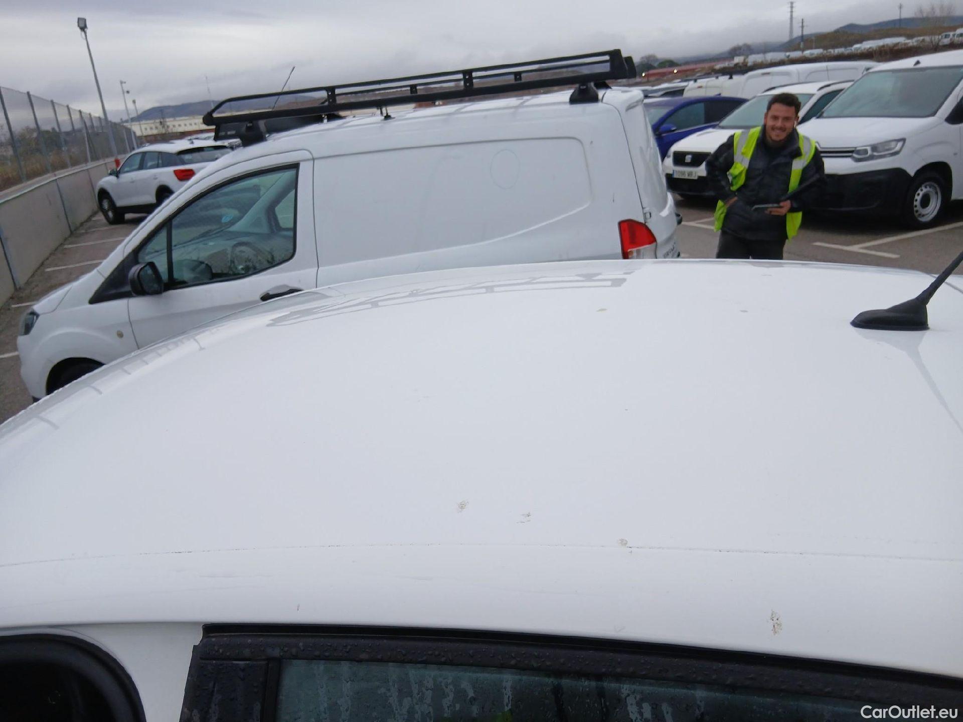  Opel  Corsa OPEL  1.2T XHL 74kW (100CV) Elegance #13