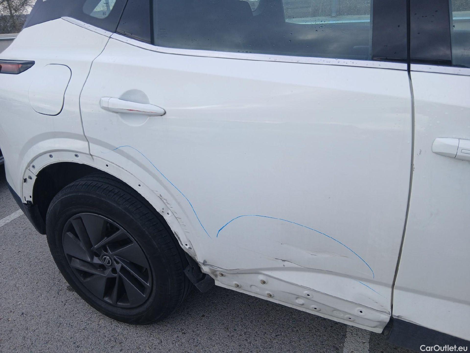  Nissan  Qashqai NISSAN  / 2021 / 5P / todoterreno DIG-T 103kW (140CV) mHEV 4x2 Acenta #32