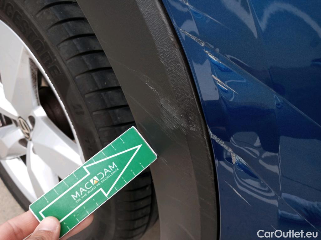  Volkswagen  T-CROSS VOLKSWAGEN  / 2018 / 5P / todoterreno Sport 1.5 TSI 110kW (150CV) DSG #28