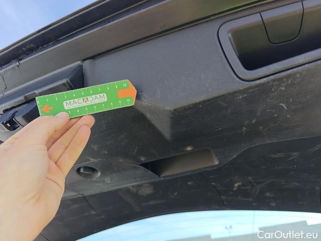  Peugeot  3008 PEUGEOT  / 2020 / 5P / todoterreno 1.5 BlueHDi 96kW (130CV) S&S Active Pack (AC3) #35