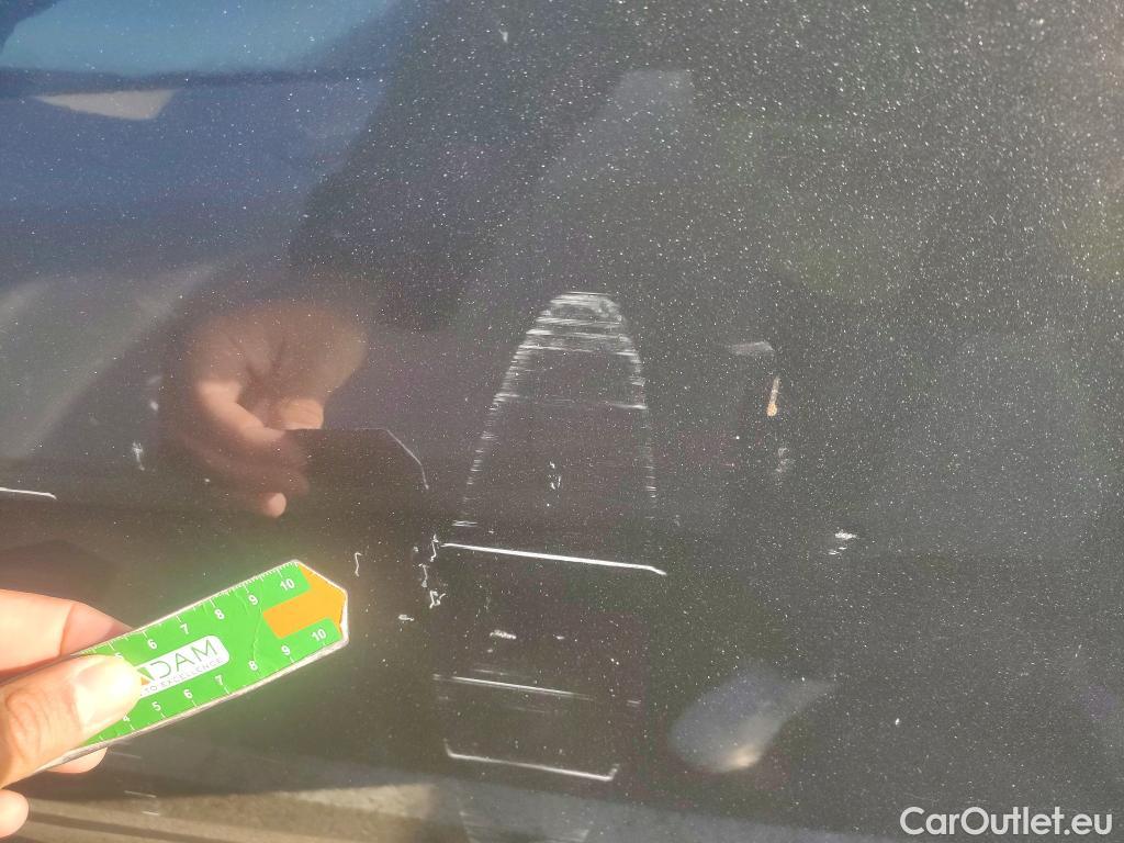  Toyota  RAV4 TOYOTA  / 2018 / 5P / todoterreno 2.5l 220H Advance #9