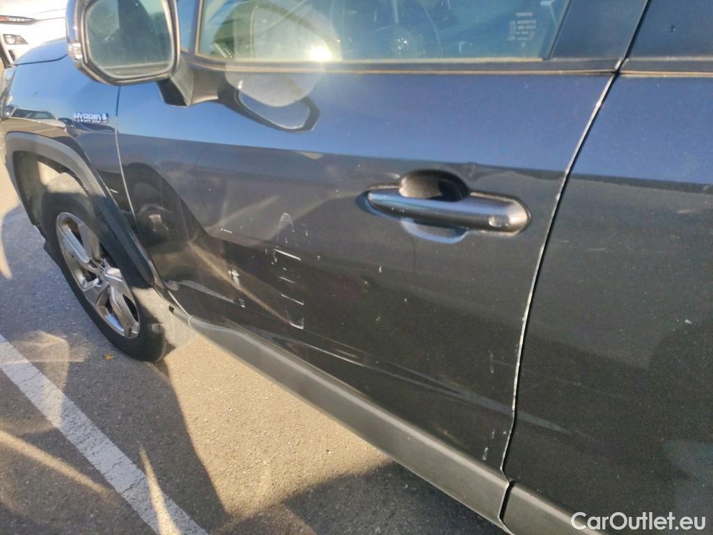  Toyota  RAV4 TOYOTA  / 2018 / 5P / todoterreno 2.5l 220H Advance #7