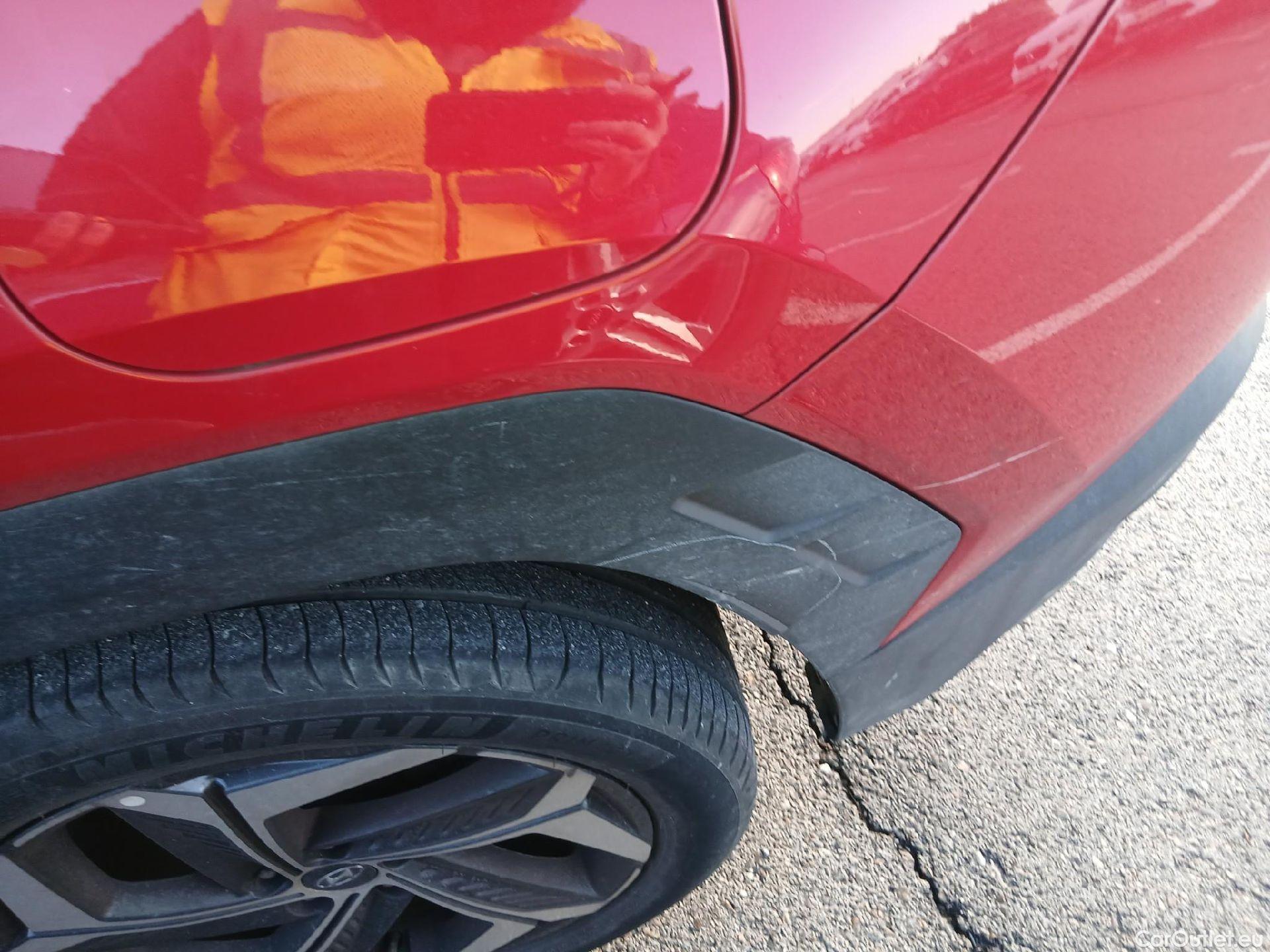  Hyundai  Tucson HYUNDAI  / 2020 / 5P / todoterreno 1.6 TGDI 169kW HEV Tecno Auto 2C #17