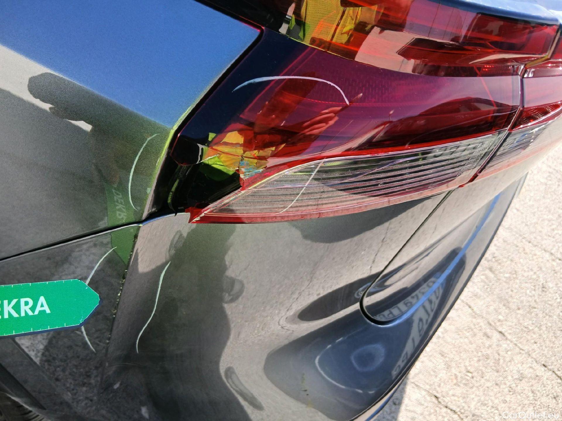  Nissan  Qashqai NISSAN  / 2021 / 5P / todoterreno DIG-T 116kW mHEV Xtronic Tekna #17