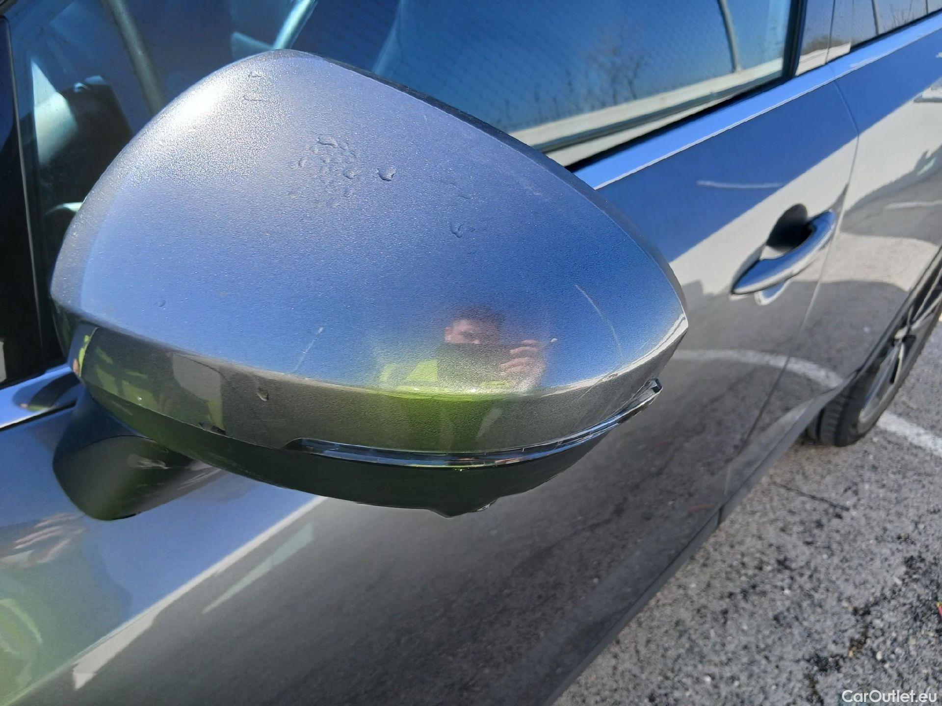  Nissan  Qashqai NISSAN  / 2021 / 5P / todoterreno DIG-T 116kW mHEV Xtronic Tekna #10