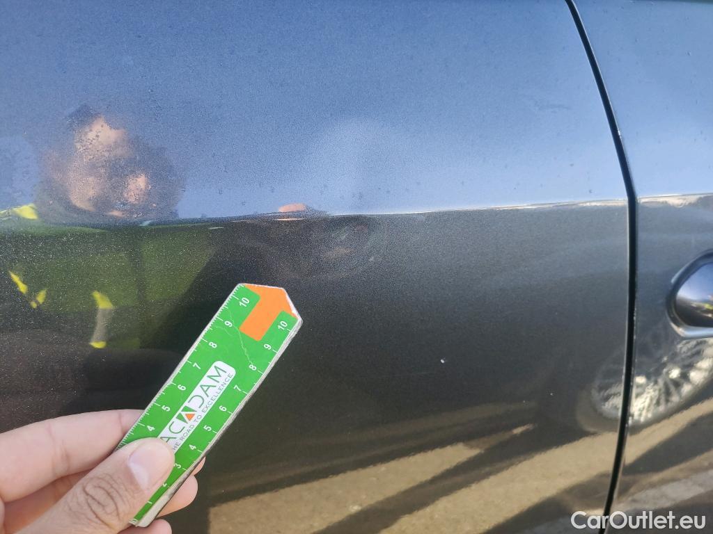  Toyota  RAV4 TOYOTA  / 2018 / 5P / todoterreno 2.5l 220H Advance #6