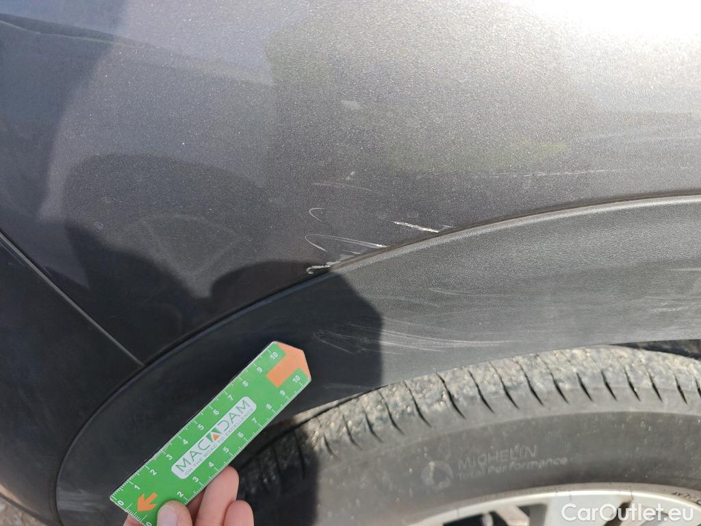  Peugeot  3008 PEUGEOT  / 2020 / 5P / todoterreno 1.5 BlueHDi 96kW (130CV) S&S Active Pack (AC3) #52