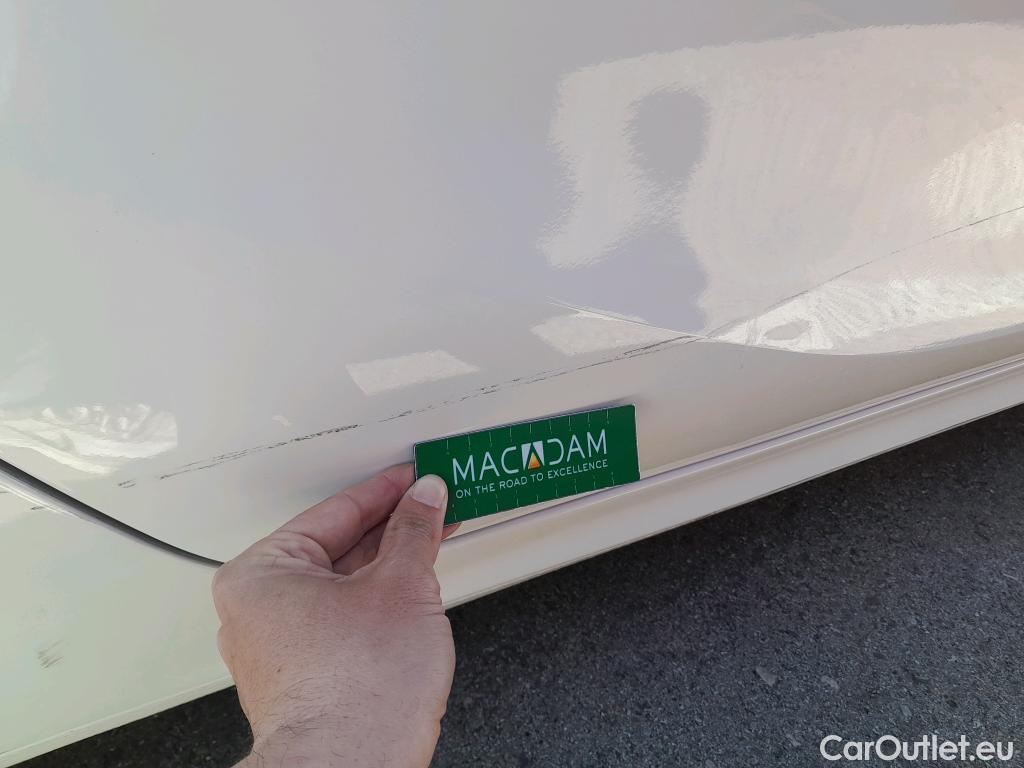  Opel  Corsa OPEL  1.2T XHL 74kW (100CV) Elegance #26