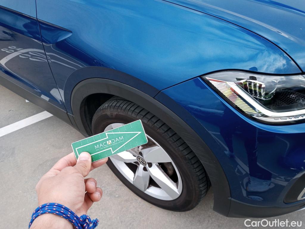  Volkswagen  T-CROSS VOLKSWAGEN  / 2018 / 5P / todoterreno Sport 1.5 TSI 110kW (150CV) DSG #33